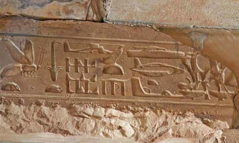 Aircrafts and titans showed in ancient sculpture